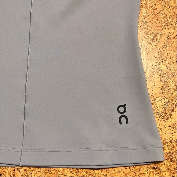 On Running Movement Tank Top In Zinc Sz S - Picture 10 of 13